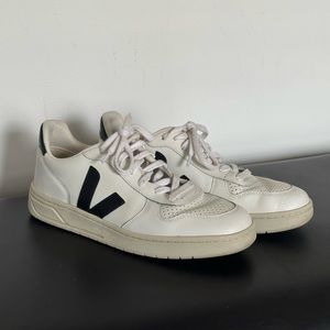 Women’s Veja Sneakers